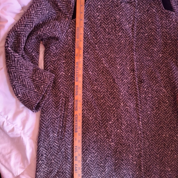 Women's Herringbone Tweed Coat - Black and Gray - Picture 10 of 13